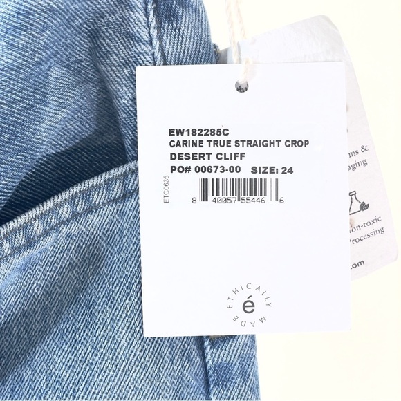 Women's Blue Jeans - Picture 6 of 6